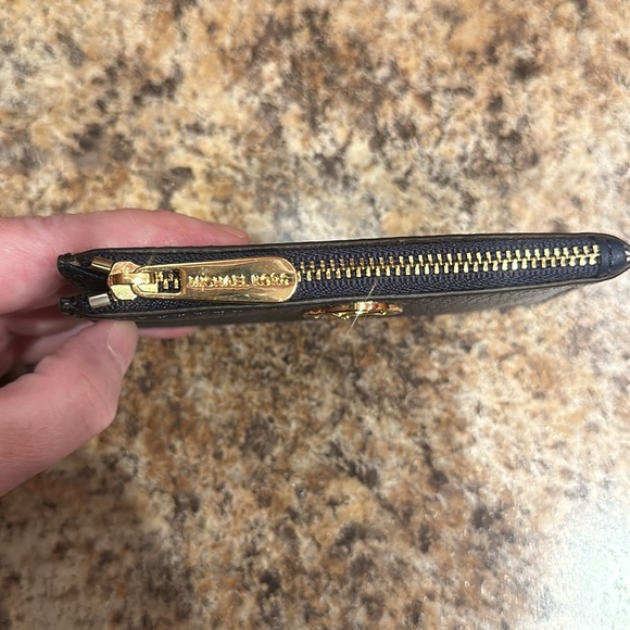 🦋Michael Michael Kors🦋Fulton leather key pouch, navy - Picture 4 of 7